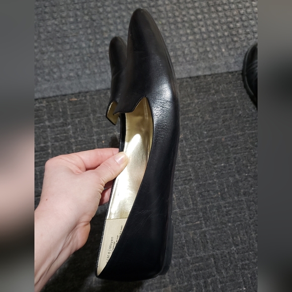❌SOLD❌ Nine West classic flats barely worn - Picture 5 of 5